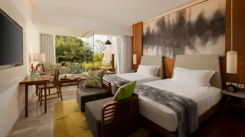 Maya Sanur Resort & Spa Kamar Photos
