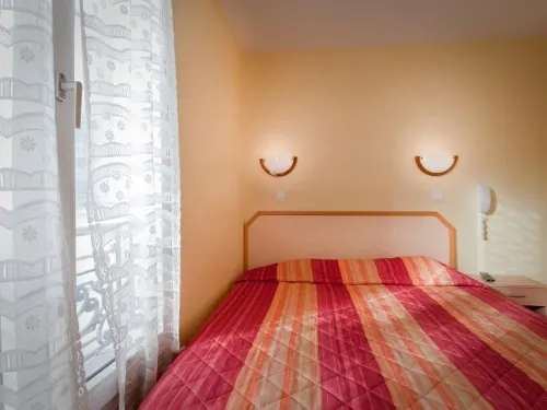 Hôtel Mary's République Chambres Photos