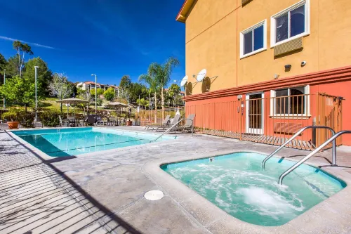 Comfort Suites Near Six Flags Magic Mountain Leisure & Recreation Photos