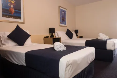 Lancaster Court Motel Rooms Photos
