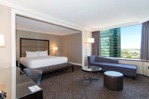 Sandman Signature Edmonton Downtown Hotel Photos