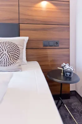 Elaya Hotel Munich City Rooms Photos