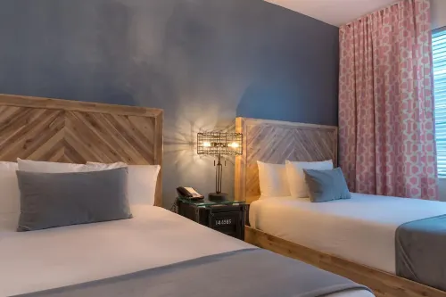 Whitelaw Hotel Photos