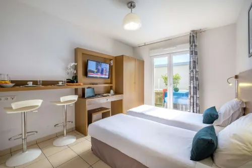 Comfort Aparthotel Antibes Le Maestria Photos