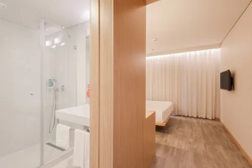 Moov Hotel Porto Norte Photos