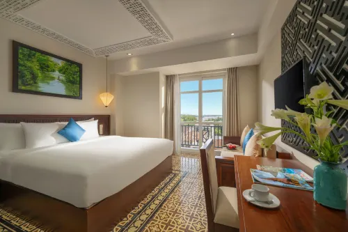 Khách sạn Royal Riverside Hội An Photos