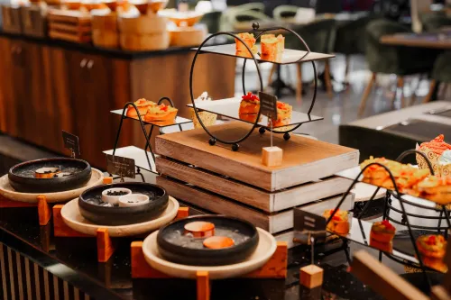 Vespia Hotel Dining Photos