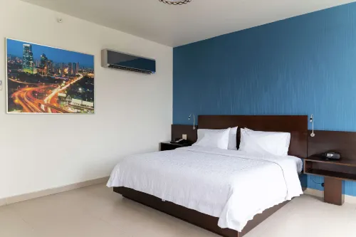 Hampton Inn by Hilton Panama Kamar Photos