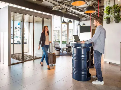Ibis Budget Lausanne Bussigny À proximité de l'hôtel Photos