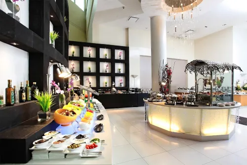 Village Hotel Changi by Far East Hospitality Restauration Photos