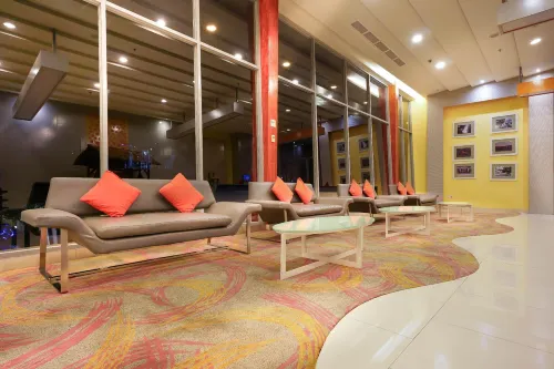Harris Hotel Sentul City Bogor Public Areas Photos