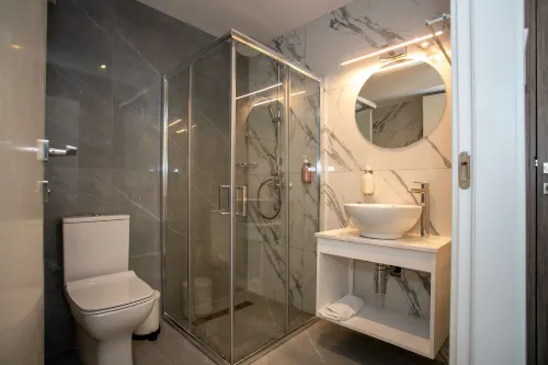 Best Western Plus Larco Hotel Photos