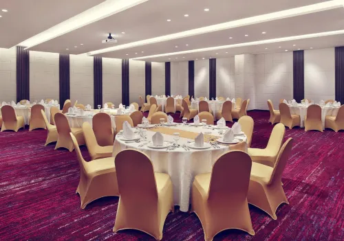 Mercure Hotel Karawang Makanan Photos