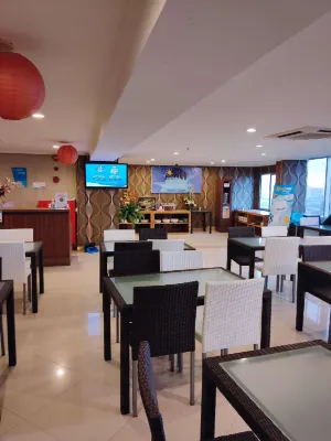 Everyday Smart Hotel Malang Restauranger Photos