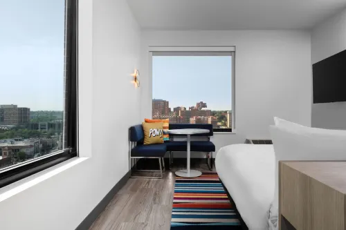 Aloft Kansas City Country Club Plaza Chambres Photos