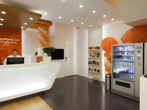 EasyHotel Amsterdam City Centre South Public Areas Photos