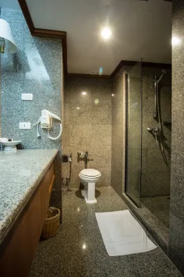 Songphanburi Hotel Zimmer Photos
