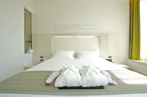 Mercure Nerocubo Rovereto Rooms Photos
