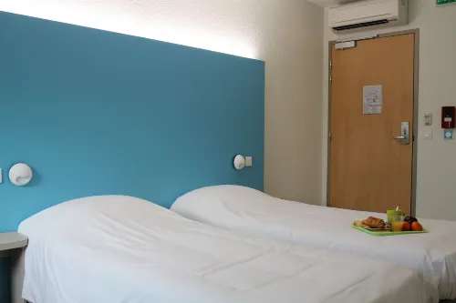 First Inn Hotel Paris Sud les Ulis Rooms Photos