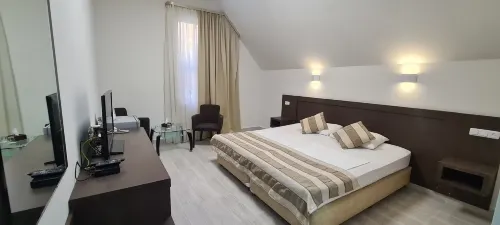 Yerevan Deluxe Hotel Rooms Photos