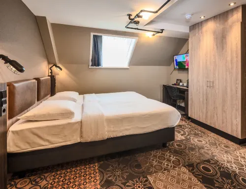 The Alfred Hotel Photos