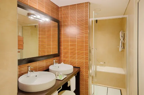 Savhotel Mantegna Padova Rooms Photos