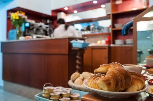 The Best Hotel Dining Photos