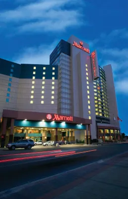 Niagara Falls Marriott Fallsview Hotel & Spa Exterior Photos