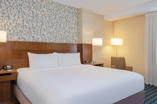 Fairfield Inn & Suites by Marriott Los Angeles LAX/El Segundo Rooms Photos