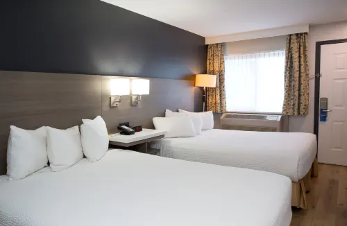 Days Inn by Wyndham Kelowna Photos