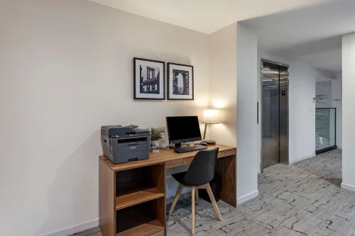 Best Western Plus Soho Hotel Business Photos