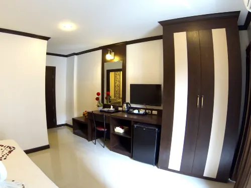 Patong Mansion Photos