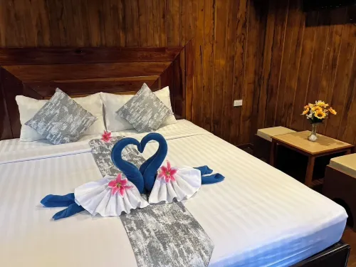 Diamond Beach Resort Kamar Photos