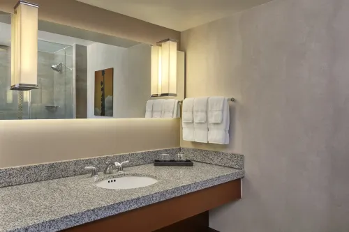 Loews Hollywood Hotel Photos