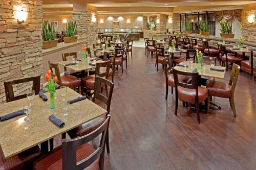 Holiday Inn Austin -Town Lake Ristorazione Photos