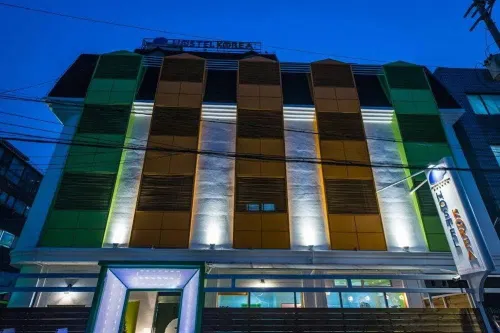 Hostel Korea - Original Photos