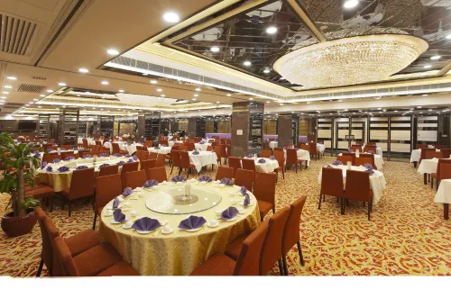 Emperor Hotel Da non perdere Photos