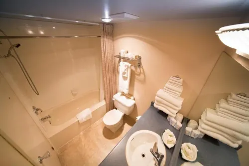 Sidney Waterfront Inn & Suites Photos