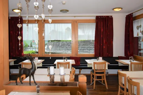 Hotel Cabana Featured Photos