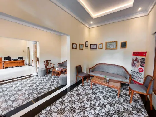Hotel Dana Solo Area Publik Photos