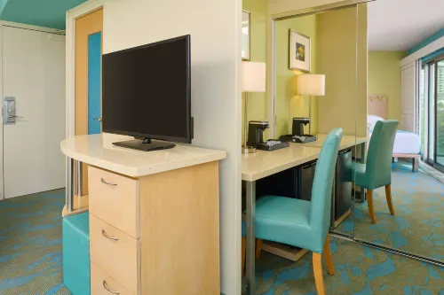 Aston Waikiki Circle Hotel Photos