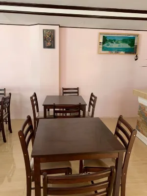 Adams View Hotel Питание Photos