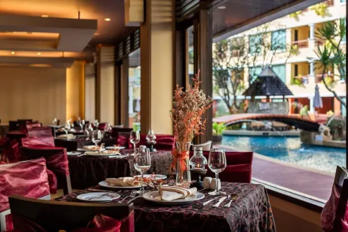 Patong Paragon Resort & Spa Питание Photos