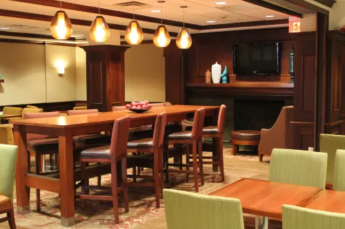 Hampton Inn Long Island-Brookhaven Restauration Photos