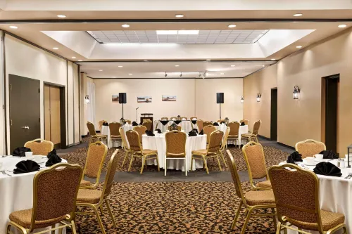Ramada by Wyndham Fredericton Business Facilities Photos