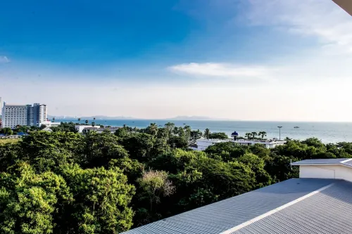 Sea Breeze Jomtien Resort Рядом с отелем Photos