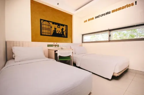 Grandmas Plus Hotel Legian Kamar Photos