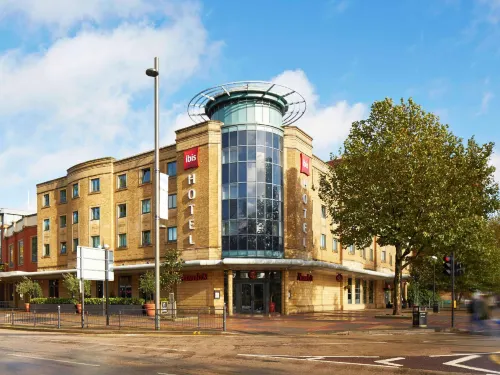 Ibis London Stratford Rooms Photos