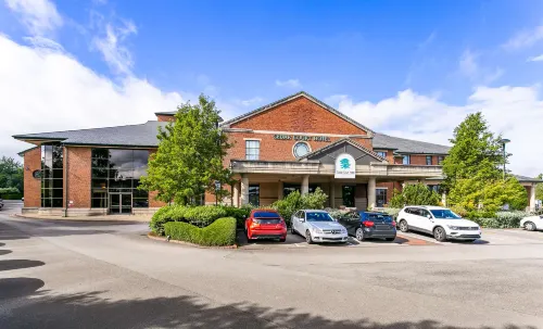 Cedar Court Bradford Hotel Exterior Photos