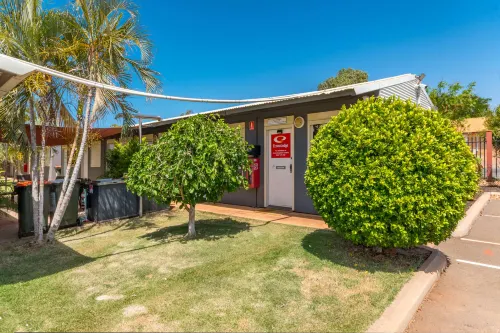 Econo Lodge Karratha Exterior Photos